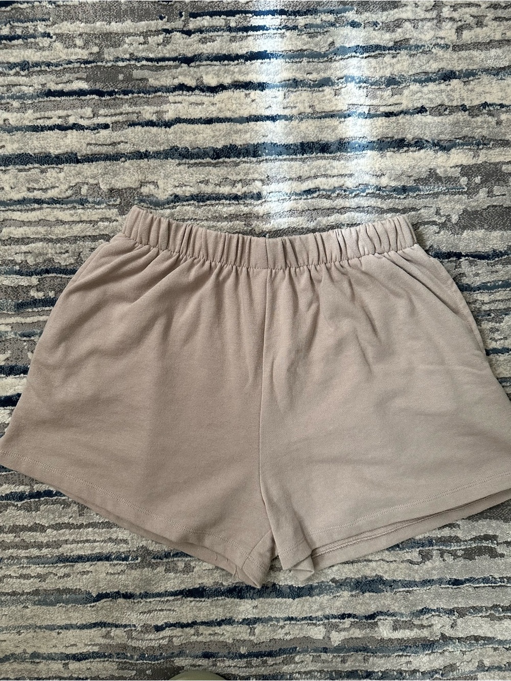 Garage sweatshort